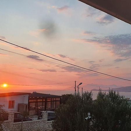 Mihal Suites Saranda Kültér fotó