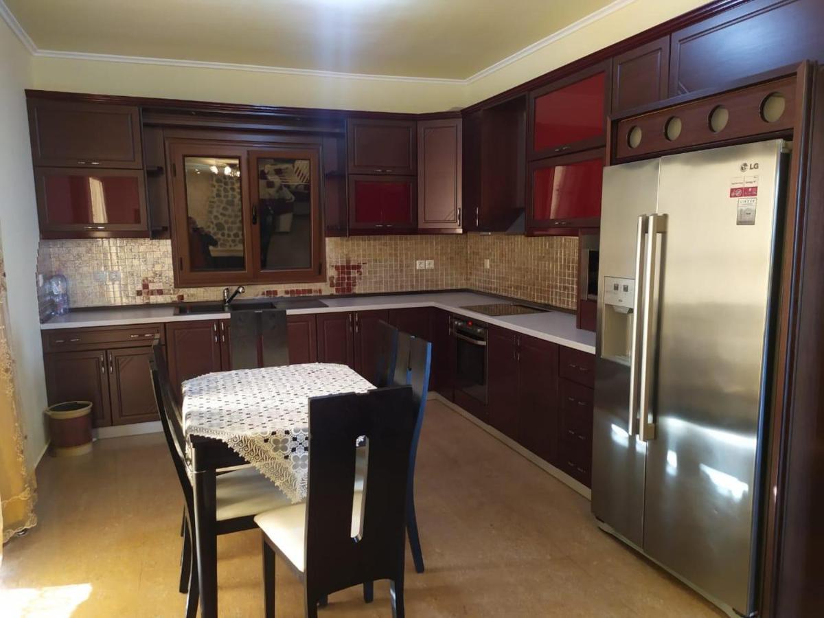 Mihal Suites Saranda Kültér fotó