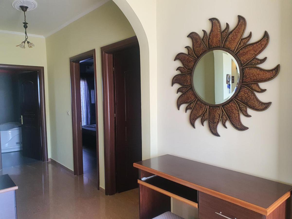 Mihal Suites Saranda Kültér fotó