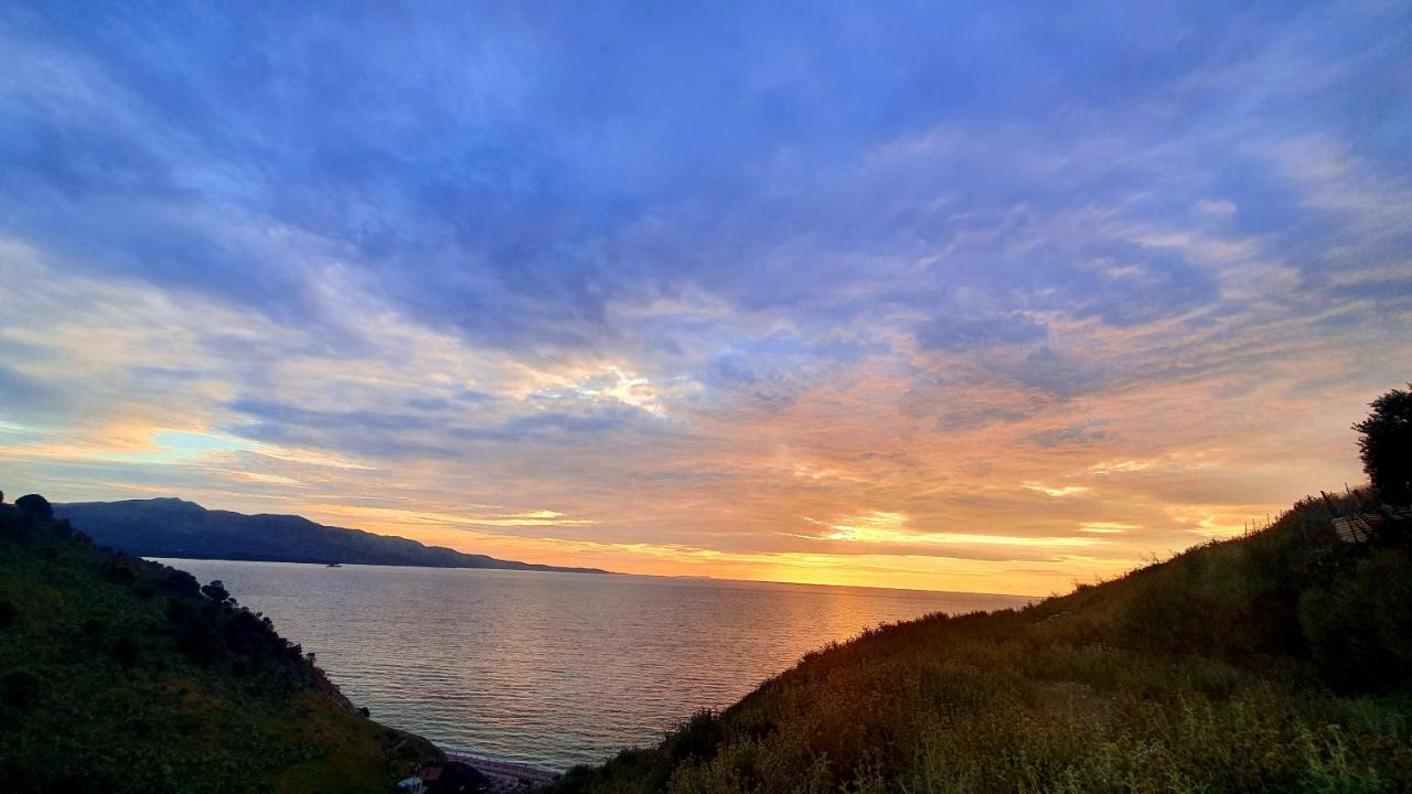 Mihal Suites Saranda Kültér fotó