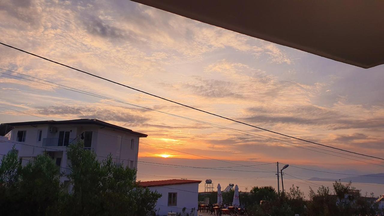 Mihal Suites Saranda Kültér fotó