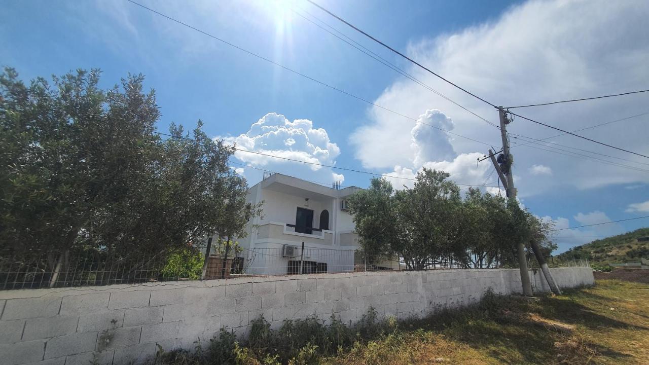 Mihal Suites Saranda Kültér fotó