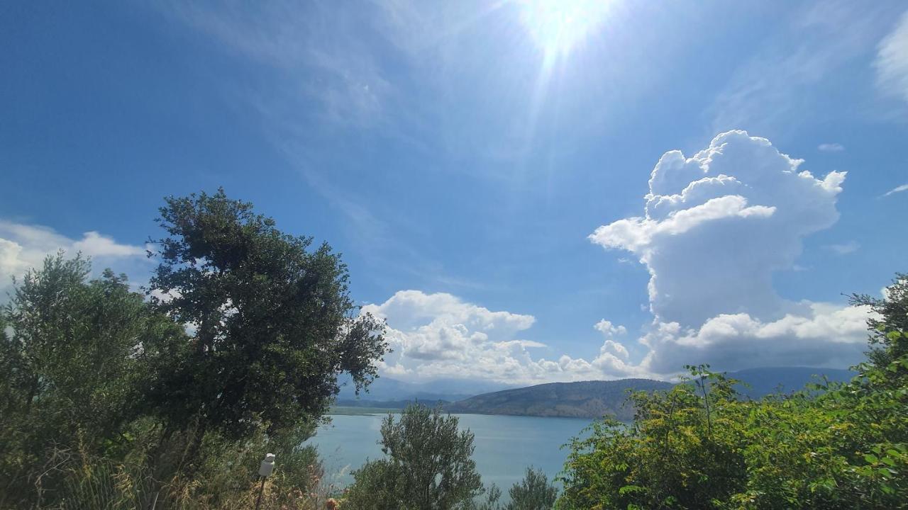 Mihal Suites Saranda Kültér fotó