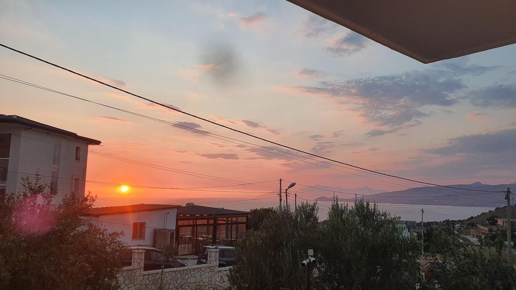 Mihal Suites Saranda Kültér fotó