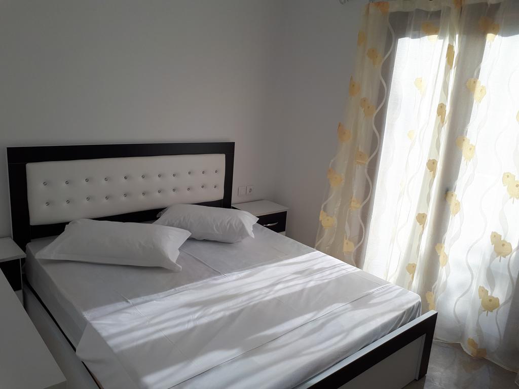 Mihal Suites Saranda Kültér fotó
