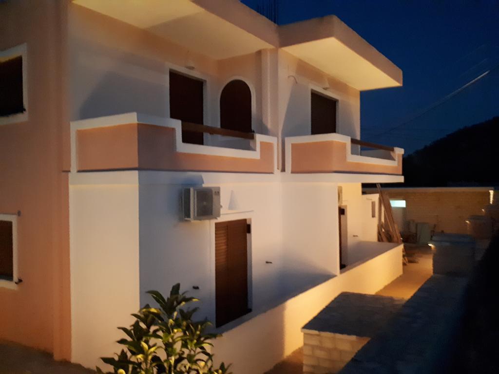 Mihal Suites Saranda Szoba fotó