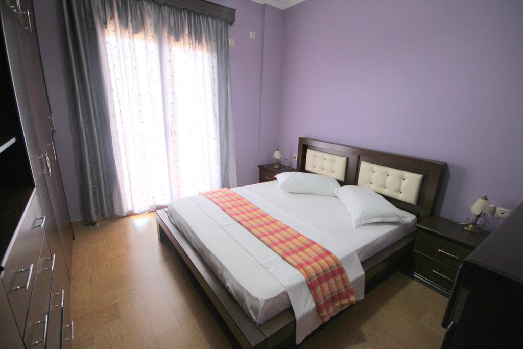 Mihal Suites Saranda Kültér fotó