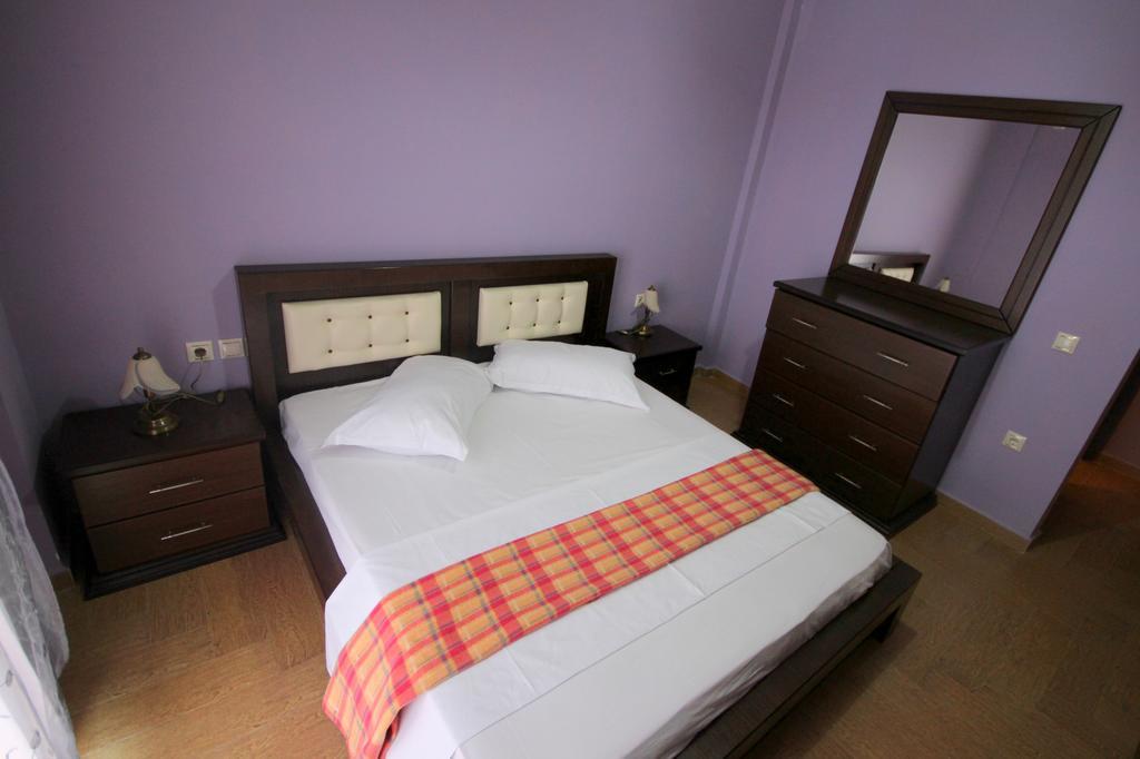 Mihal Suites Saranda Kültér fotó