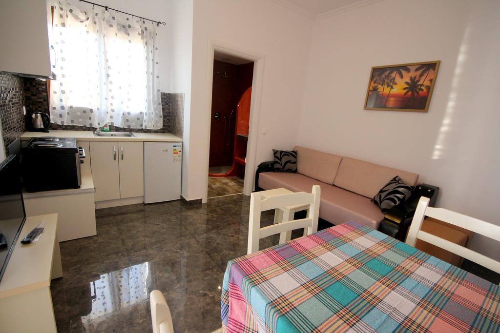 Mihal Suites Saranda Kültér fotó